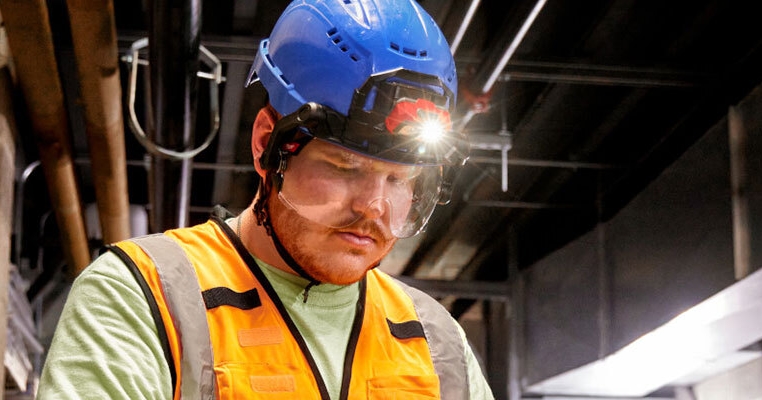 Site helmet shop