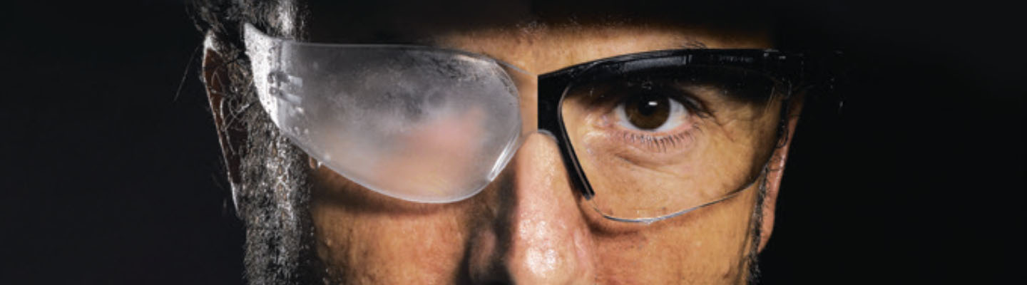 The dual-action anti-fog technology in Uvex HydroShield® safety eyewear dramatically clears a worker’s vision, as shown on the right. (Image courtesy of Uvex)