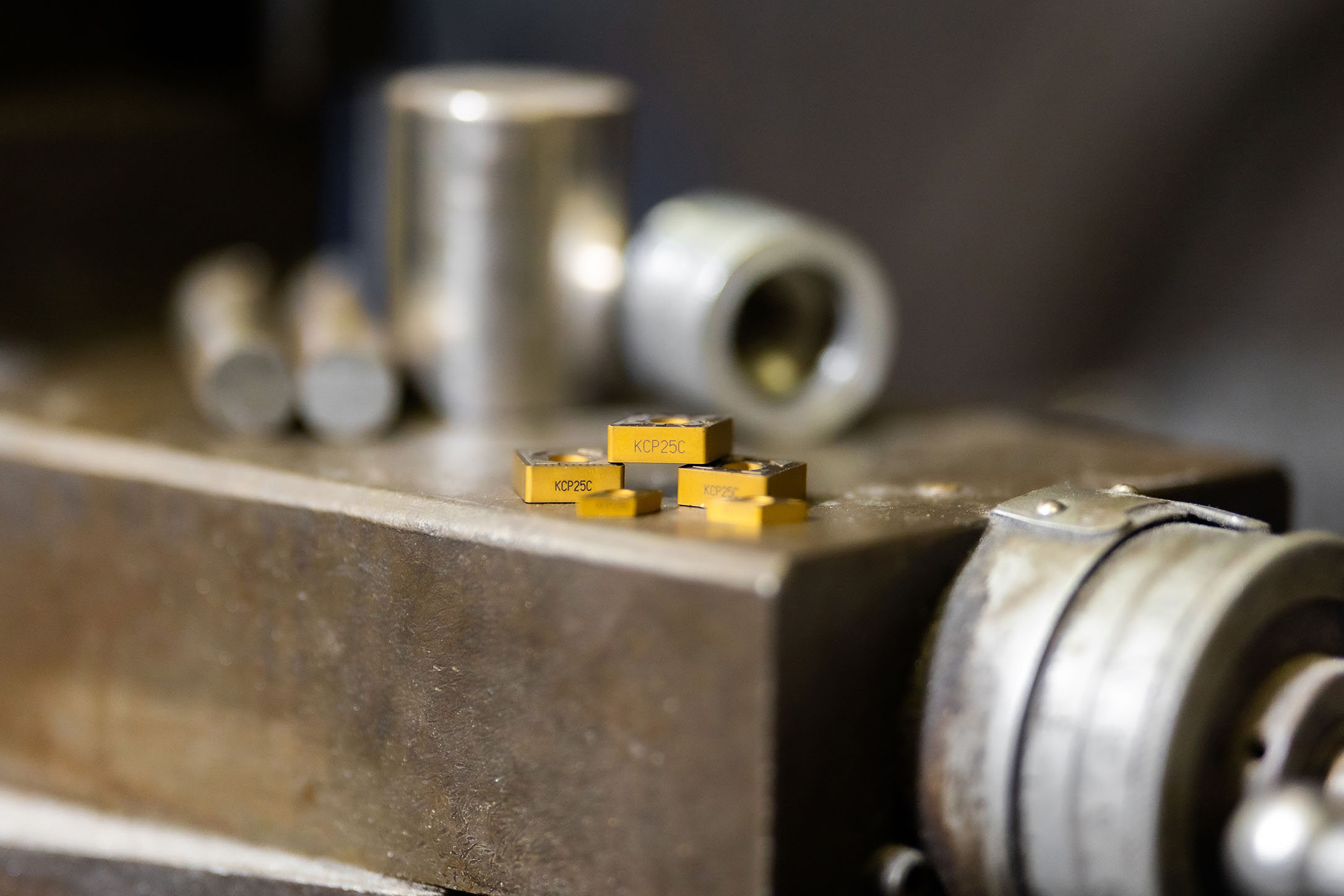 Versatile solutions like Kennametal’s KCP25C and KCU10B help to reduce tooling inventory while improving tool life, throughput and part quality. (Image courtesy of Kennametal)