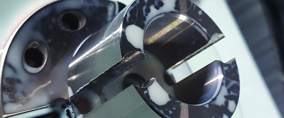The ADF is a multi-purpose flat drill series for machining inclined surfaces and counterboring applications without requiring a start hole.