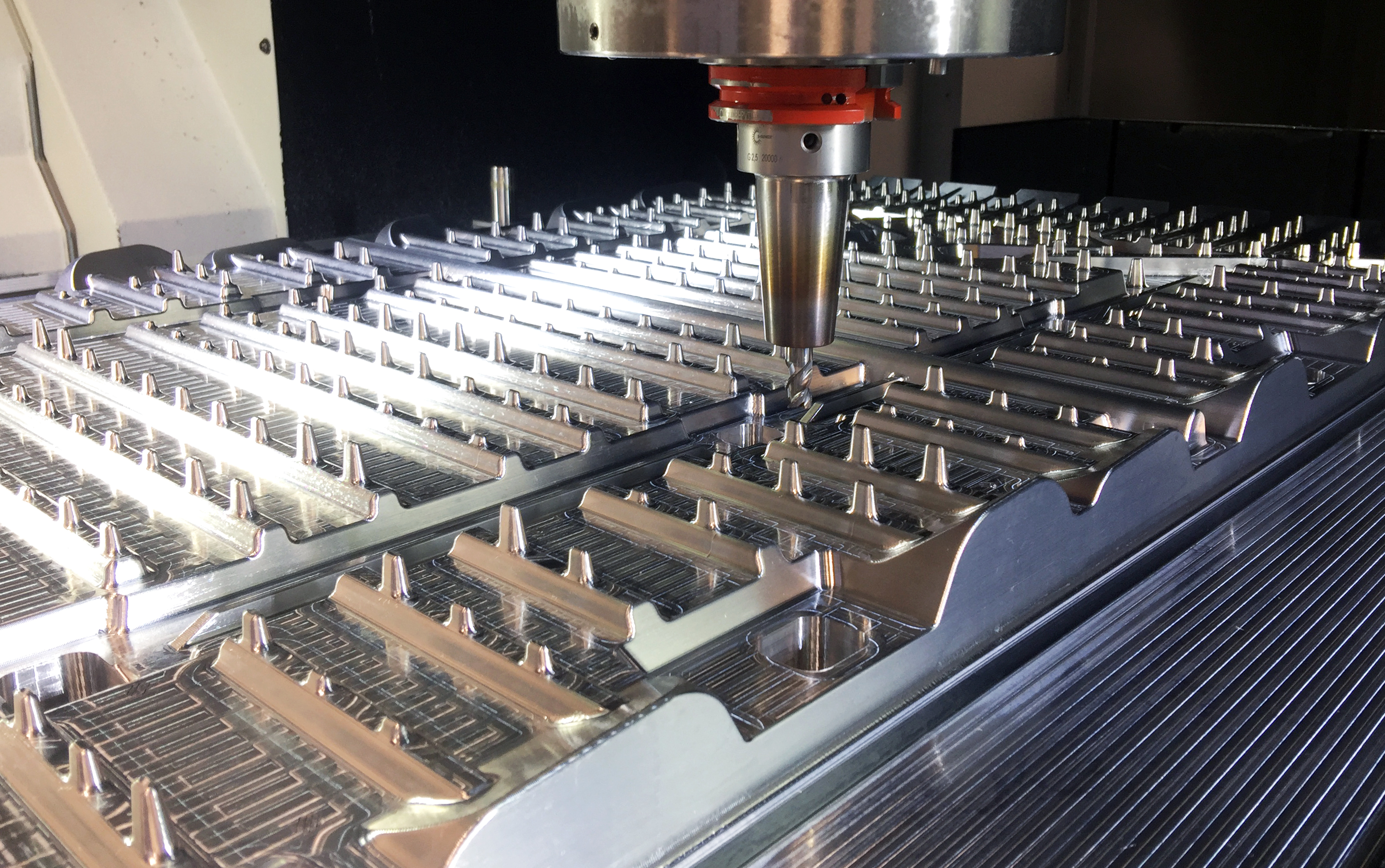 Combined with Lifetime’s new Mazak vertical machining center, OSG’s 3/8” 3-flute Blizzard end mill is able to reach its full potential, with parameters as high as 15,000 rpm and 220 ipm to generate unparalleled results in productivity.