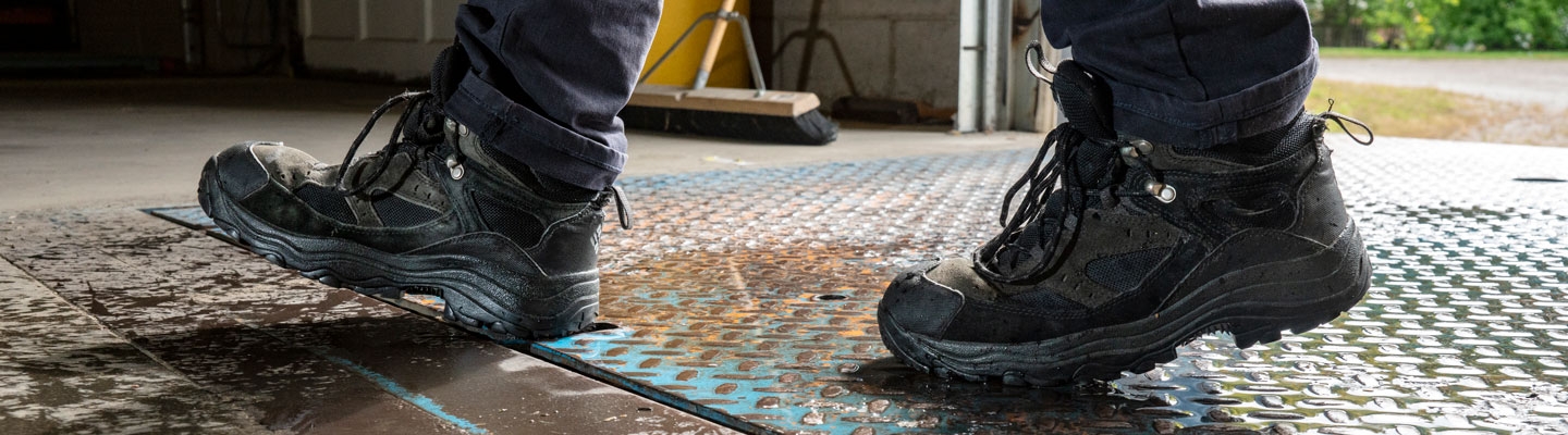 Safety Shoes: Are You Using the Best PPE Footwear in Your Facility? |  Better MRO